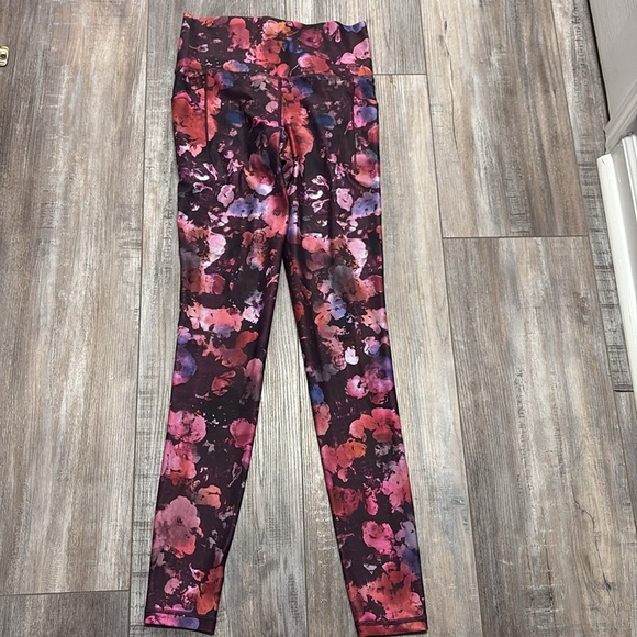 Athleta Legging (S) & Tank (M) Dappled Bloom Multi Floral Set - Valentine’s Day - Picture 6 of 12